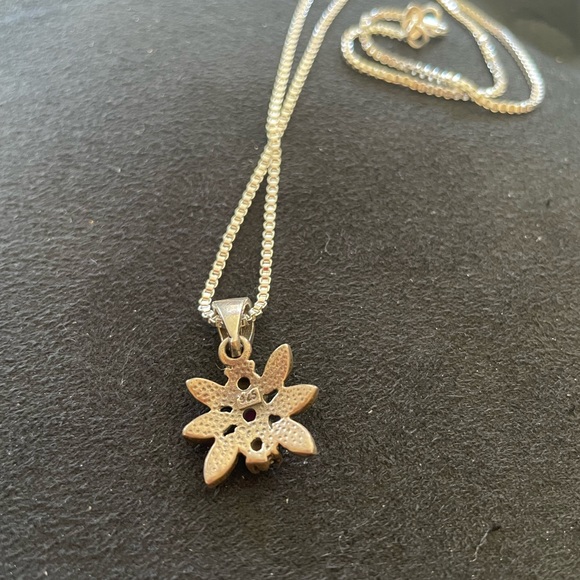 Vtg HandmadeTurkish Sterling Silver Real Ruby, Emerald, Saphire Floral pendant. - Picture 5 of 6